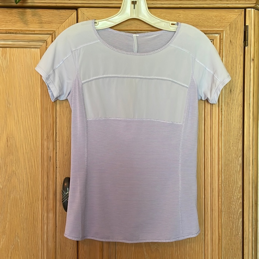 Lululemon top